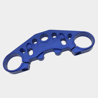 OEM CNC Kalıp Alüminyum Alaşım Üst CNC İşlenmiş Motosiklet Üst Üçlü Klem Üst Çatal Sahibi Paneli